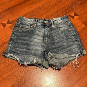 AEROPOSTALE high waist shorty distressed short